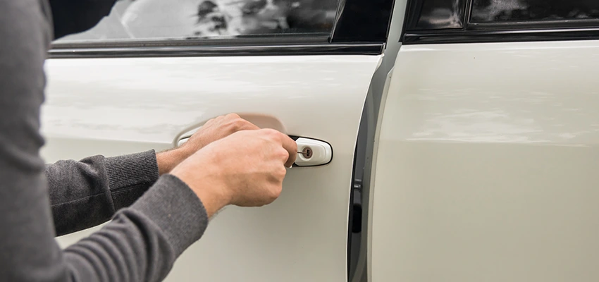 Unlock Car Door Service in East Los Angeles, CA