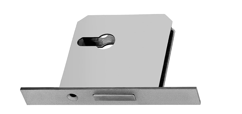 Fix A Deadbolt Door Lock in East Los Angeles, California